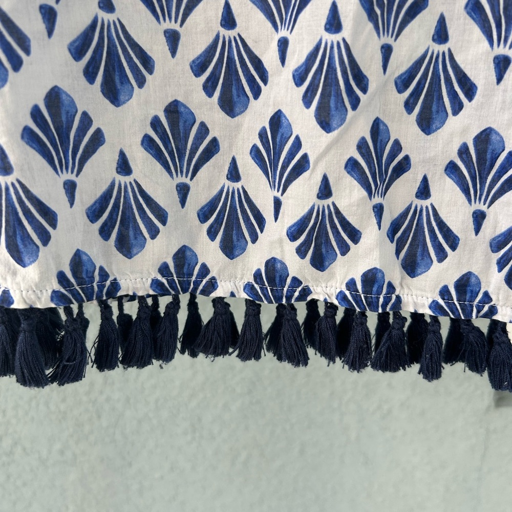 Talbots Cotton Geometric Lightweight V-neck Pullover Tassel Hem Top Size Med - Picture 4 of 6